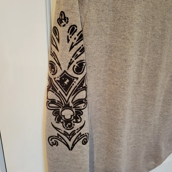 One World Live and Let Live Top - Picture 5 of 10